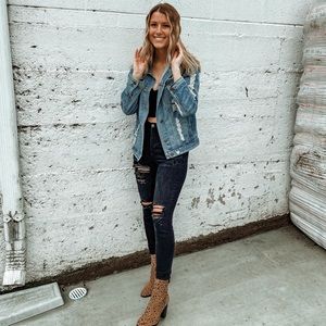 Meet your Posher, Chloe